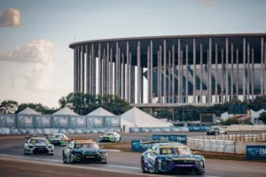 Stock Car reúne grandes nomes do automobilismo em Brasília neste fim de semana