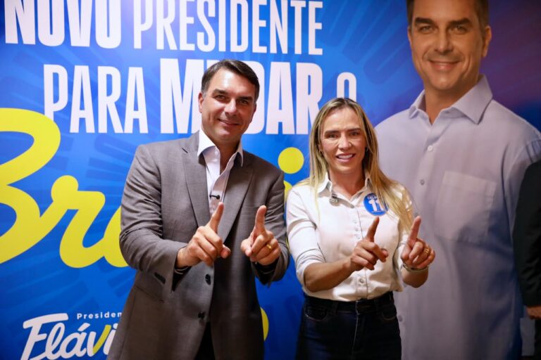 De Flávio a Nikolas, direita se une em peso em torno de Celina Leão no DF