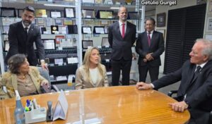 Celina Leão recebe honraria em solenidade do Grande Oriente do Brasil