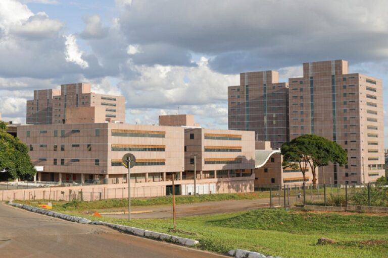 Celina coloca em funcionamento Centrad que governo PT inaugurou sem condições de uso
