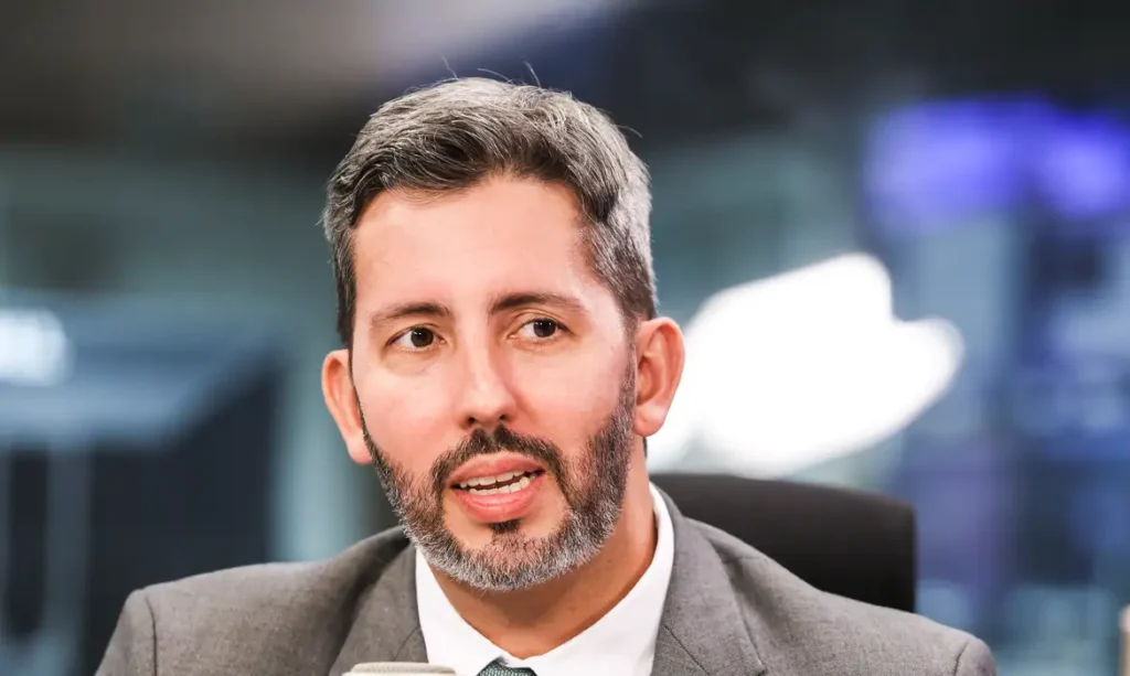 Grass se diz católico, mas foi contra projeto que beneficiava atividades religiosas no DF